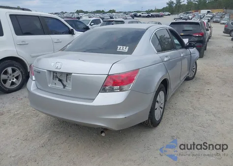 2008 Honda Accord 2.4 Lx z USA, uszkodzony, nr VIN 1HGCP26338A137026